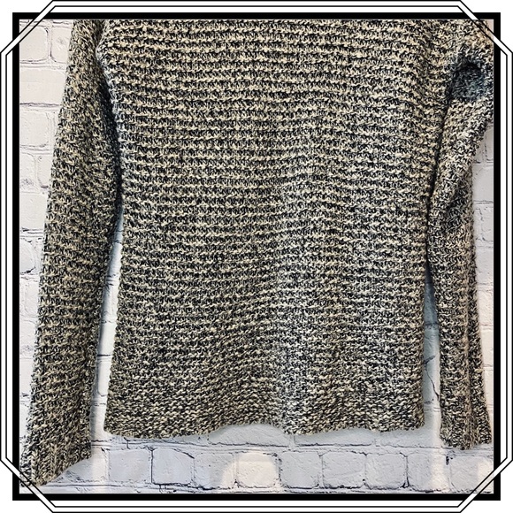 The Limited  Chunky Cowell Neck Gray and Black Long Sleeve Sweater Size … - Picture 6 of 10